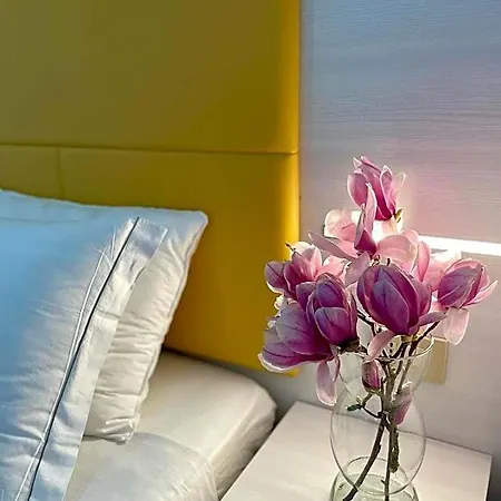 Crystal Con Piscina Estiva Privata