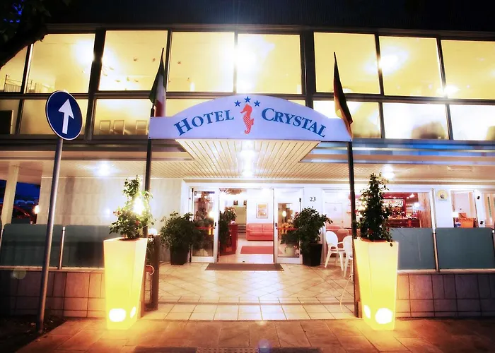 Hotell Crystal Con Piscina Estiva Privata Rimini