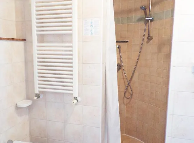 Crystal Con Piscina Estiva Privata 3* Rimini