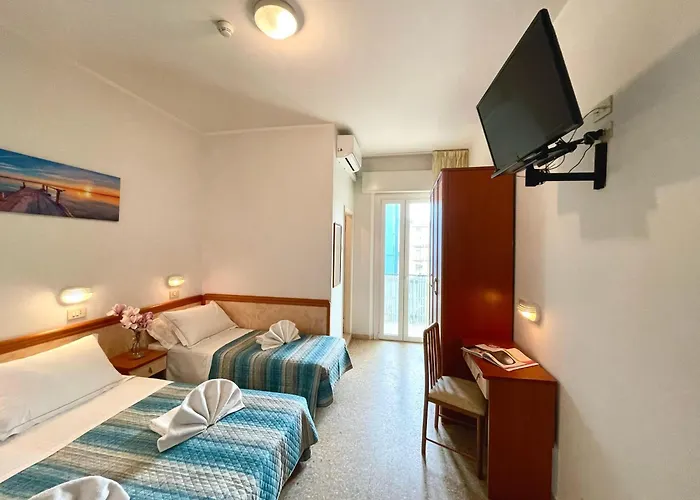 Crystal Con Piscina Estiva Privata - Inclusa Con Formula 3*