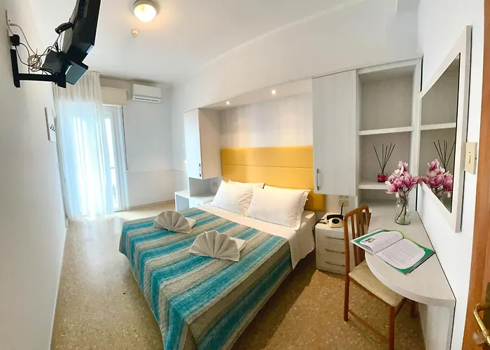 Crystal Con Piscina Estiva Privata - Inclusa Con Formula Rímini